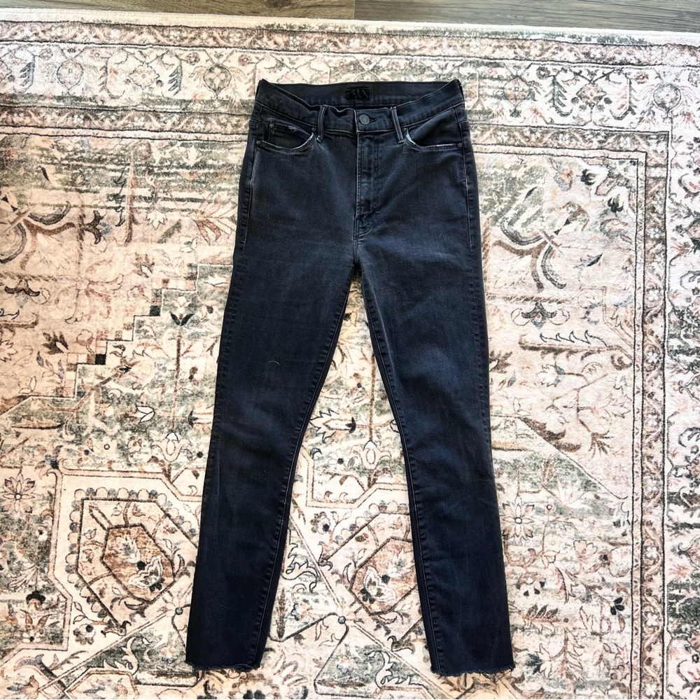 MOTHER Superior The Stunner Zip Ankle Fray Jean Black- 25
